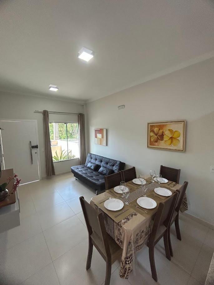 Casas Para Locacao Em Bombinhas Exteriér fotografie